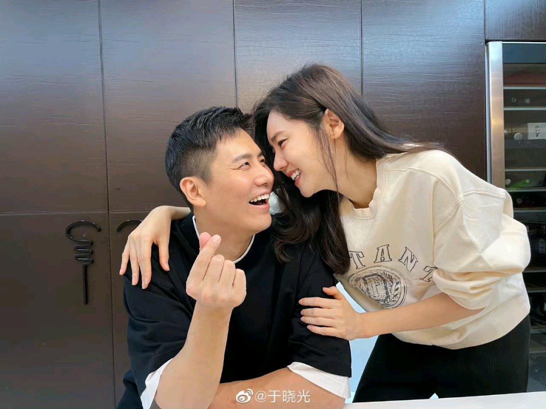 蜡笔小新兄妹春节大拜年